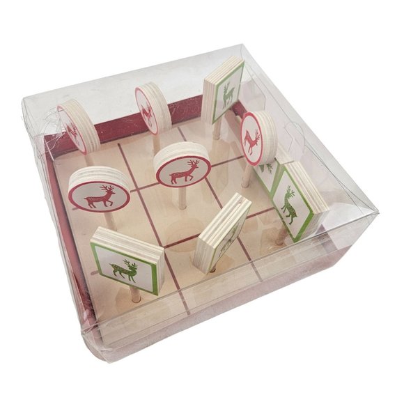 Pier 1 Imports Tic Tac Toe Reindeer Christmas Holiday Edition Red Green - Picture 1 of 9